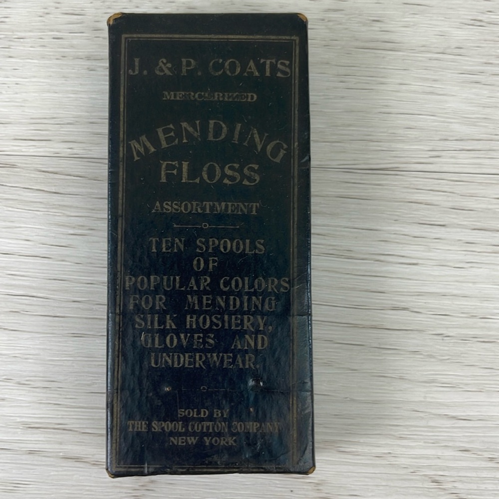 Antique J & P Coats Mending Floss Box of 8 Spools